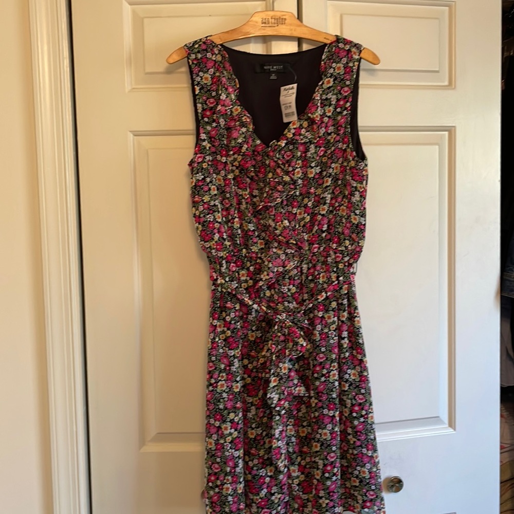Nine West Dress NWT  sleeveless floral print. 38 inches long.  Ruffle detail